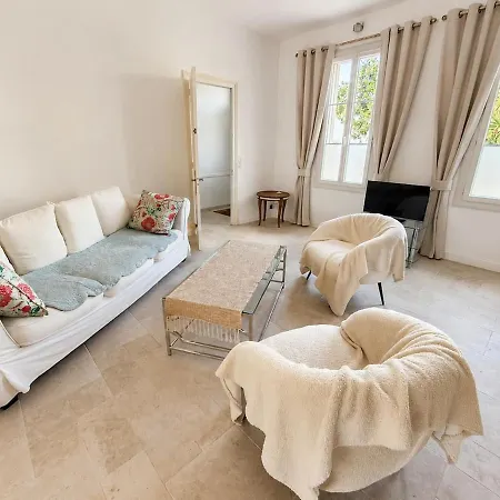 Charming House With Garden And Parking Appartamento *