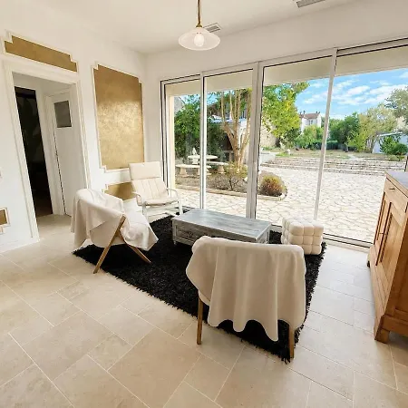 Appartamento Charming House With Garden And Parking